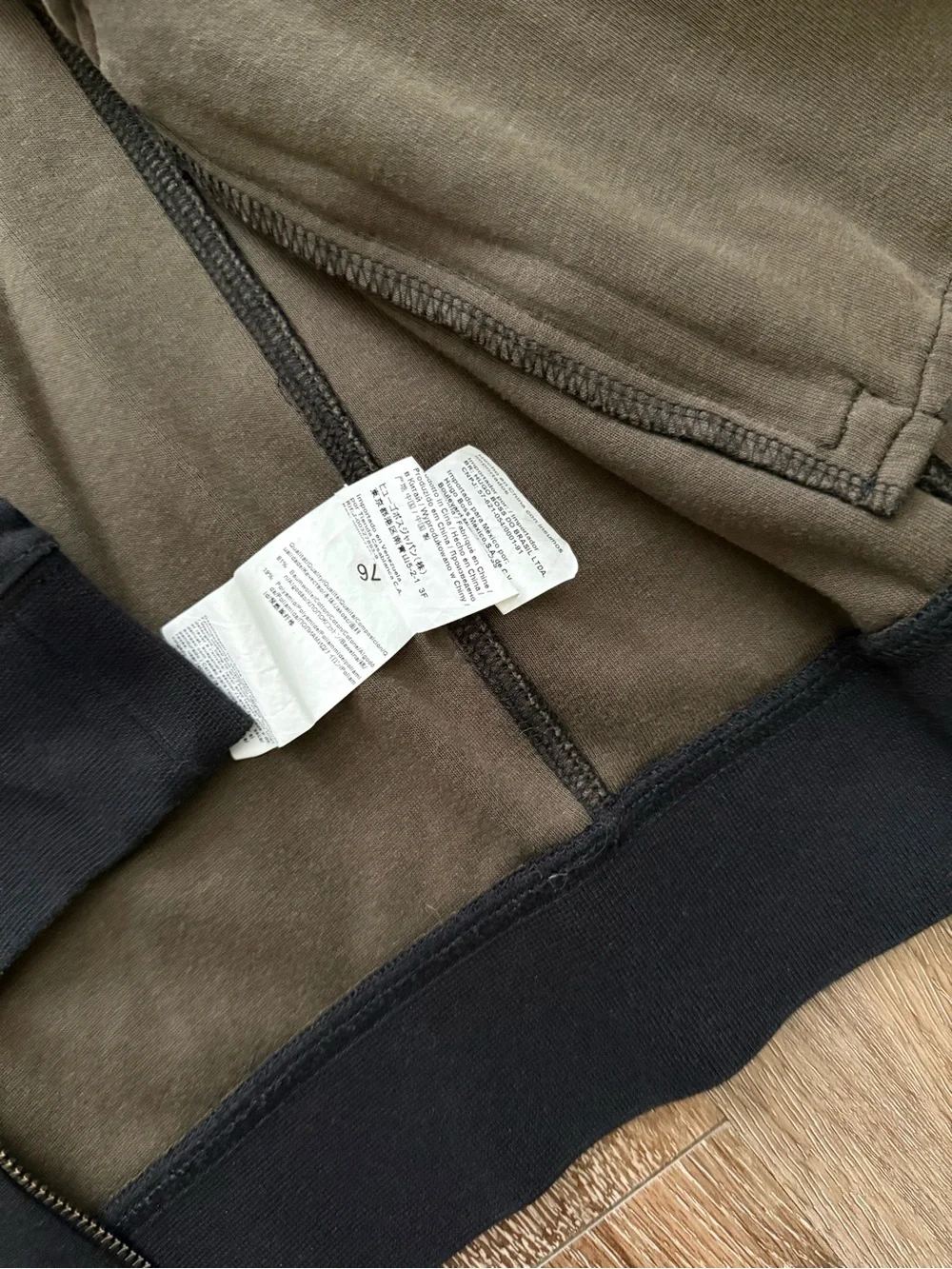 Hugo Boss Men’s Black Zip-Up Cardigan Jacket